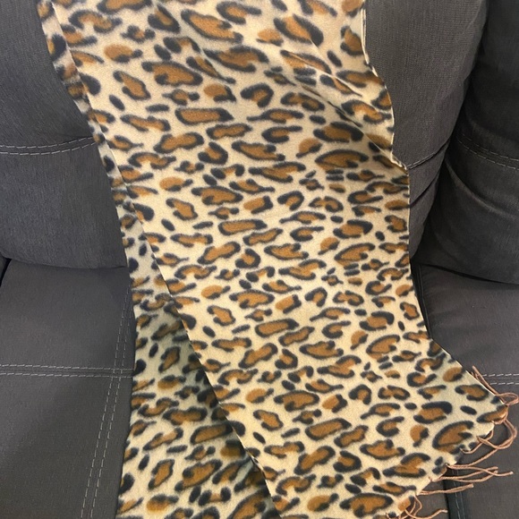 Scarf - Picture 2 of 2